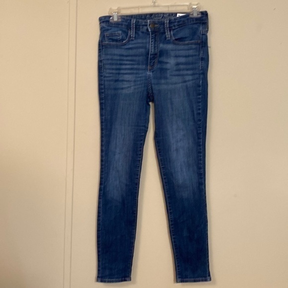 4 /. $25Universal thread size 6 /28 reg jeans 14”waist 10”rise‎ 271/2 inseam. - Picture 1 of 5
